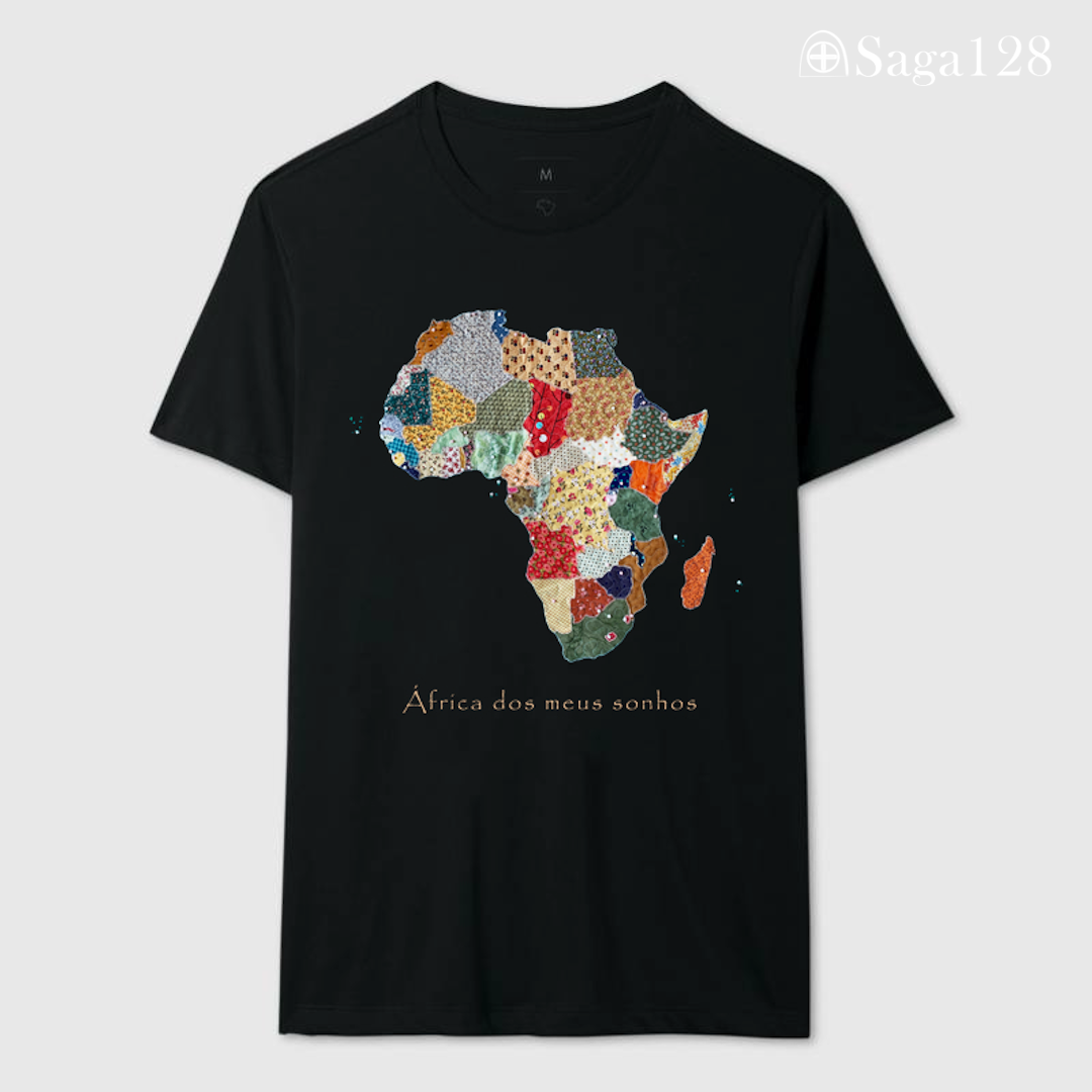 Camiseta feminina premium cristã na cor preta com estampa fotográfica de mapa da África em quilt e frase “África dos meus sonhos” - corte reto