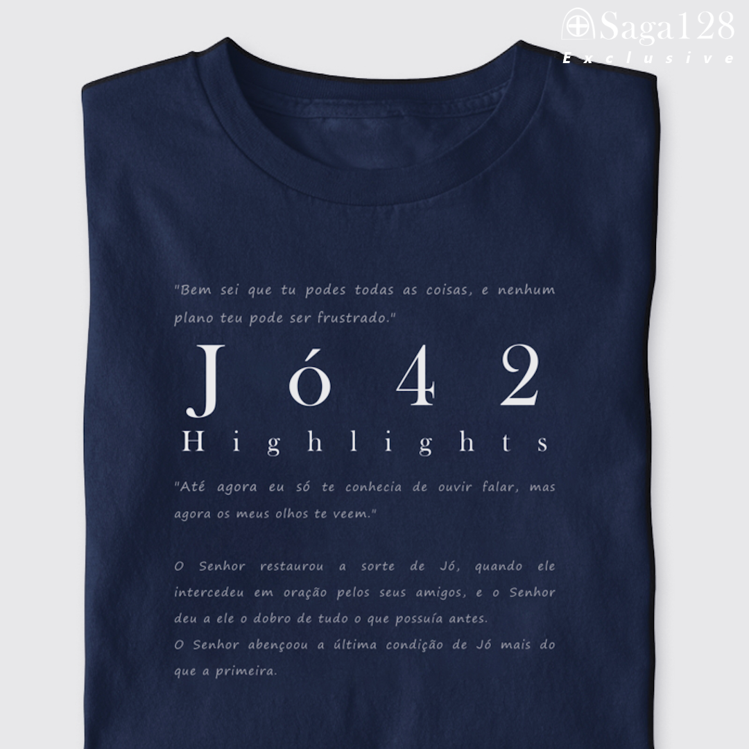 Camiseta cristã azul dobrada Jó42 Highlights com versículos bíblicos em design textual elegante – algodão peruano