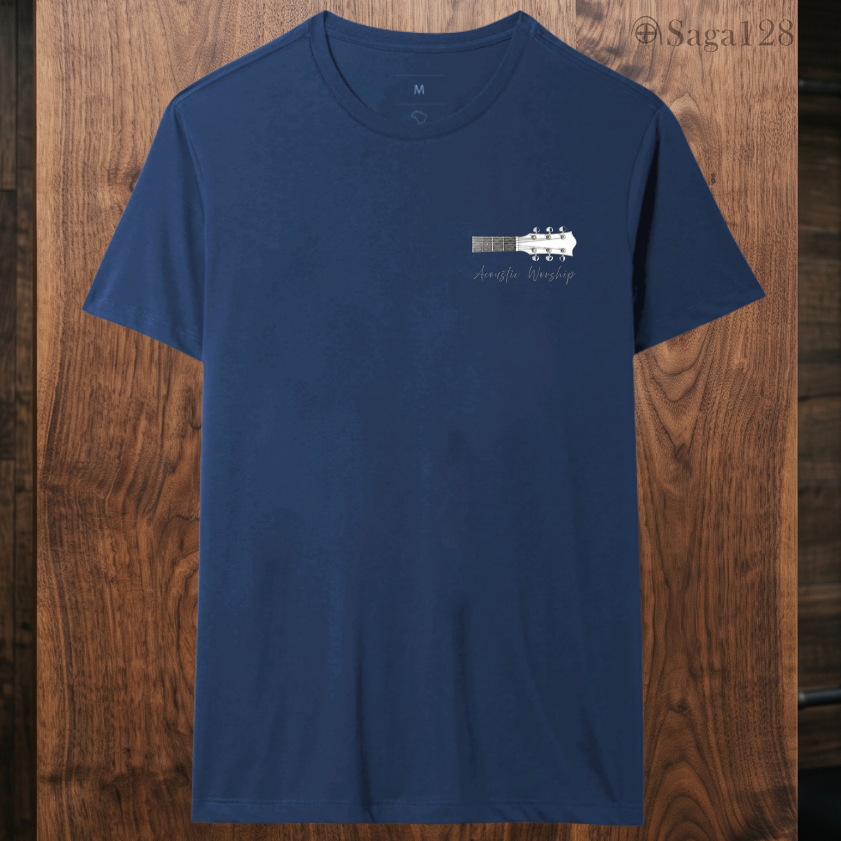 Camiseta azul da Saga128 para quem gosta de louvor acústico.