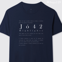 Camiseta cristã azul com estampa textual de Jó 42, visual sóbrio e elegante