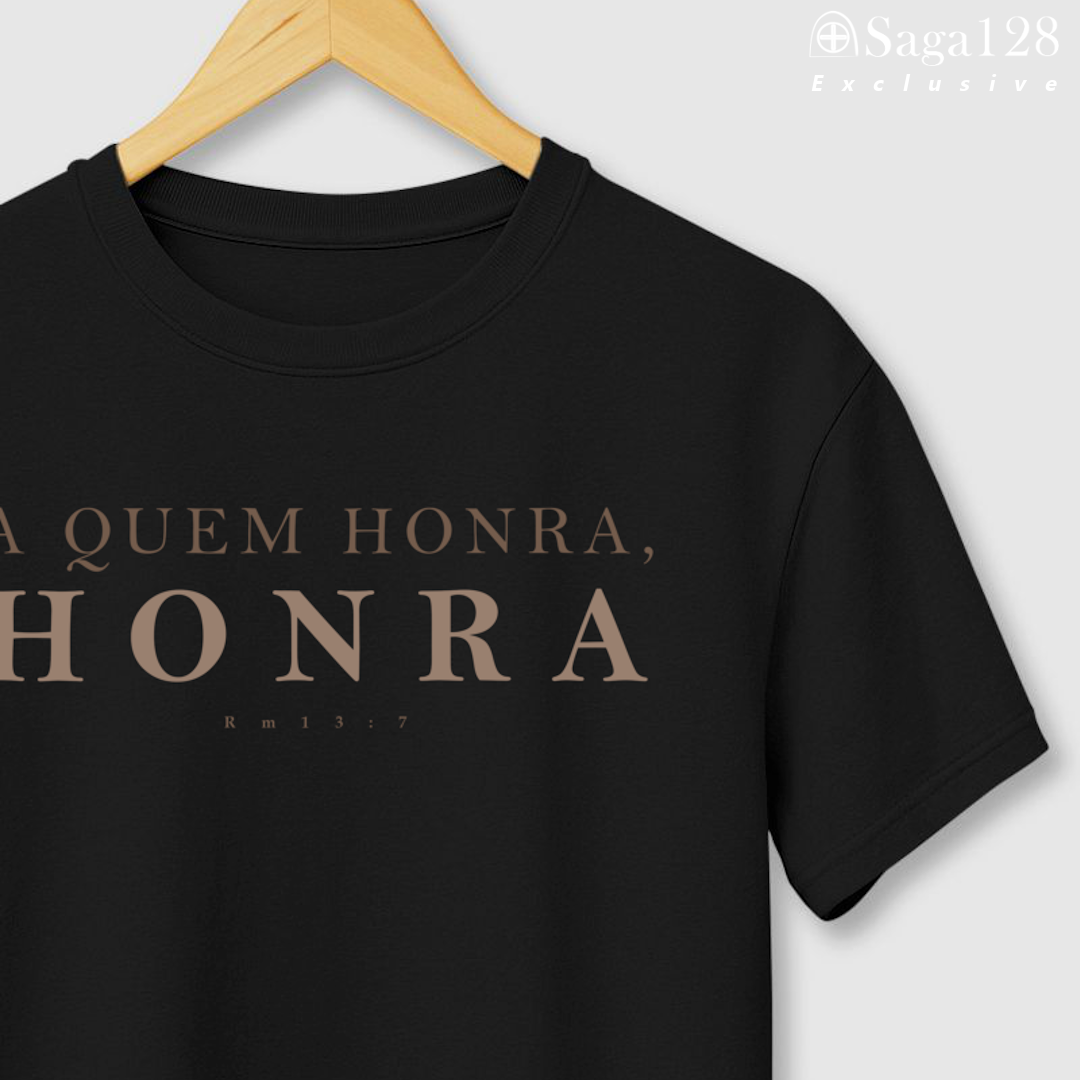 Edição Exclusive da camiseta Honra com estampa bíblica Romanos 13:7