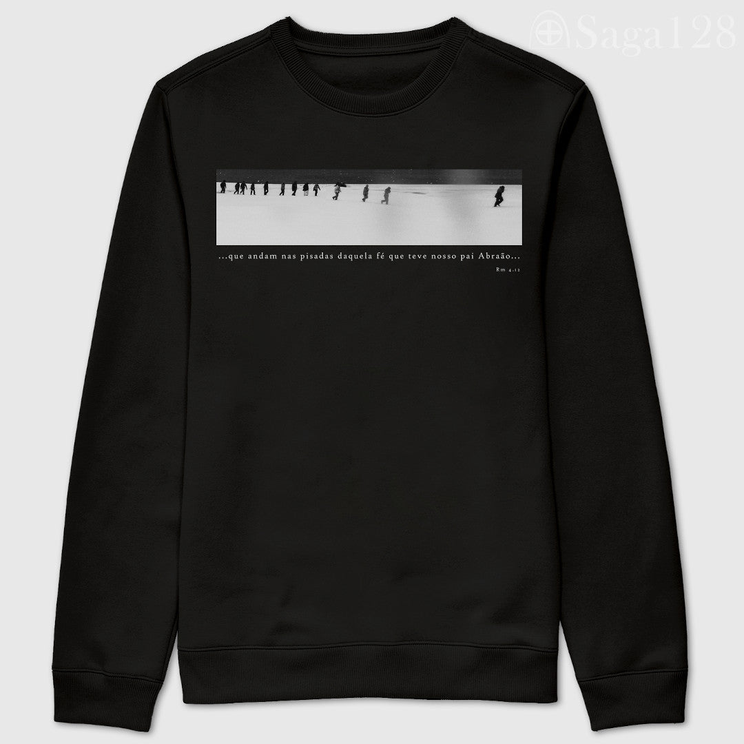 Moletom cristão preto Romanos 4.12 sem capuz com estampa em preto e branco | Interior flanelado